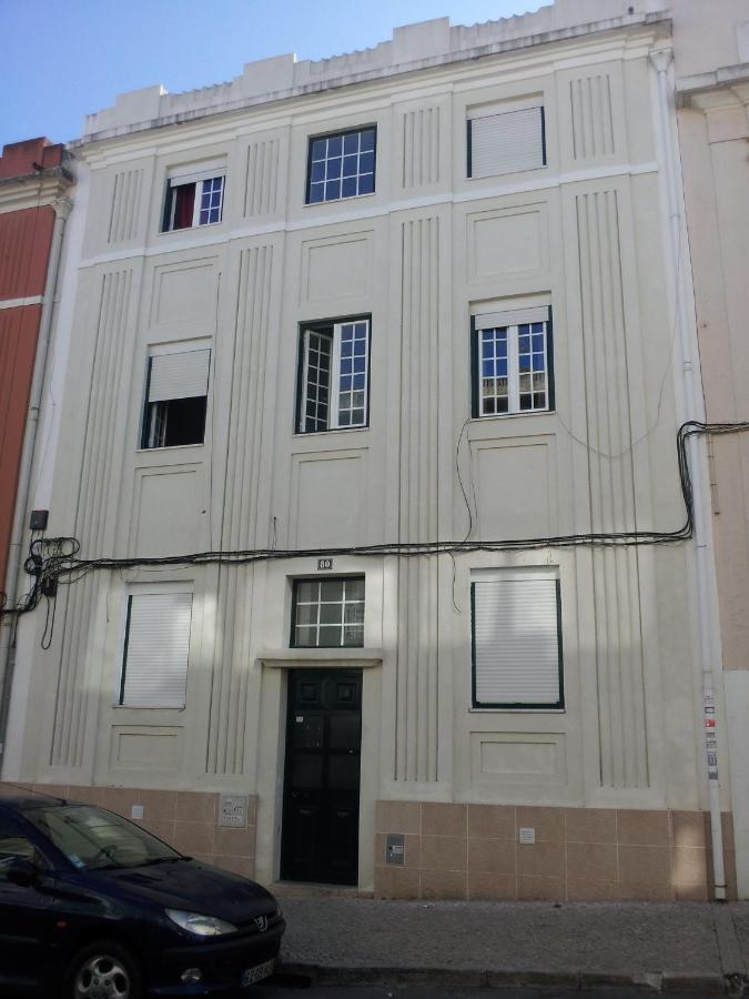Apartamento Nas Olaias A 5 Minutos Da Faculdade Isel E Ist Lisboa Ngoại thất bức ảnh